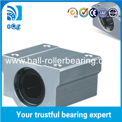 C0 C2C3 কম গোলমাল রৈখিক গতির বল লেয়ার SCS10UU সবুজ প্লাস্টিকের ক্যাপ সহ
